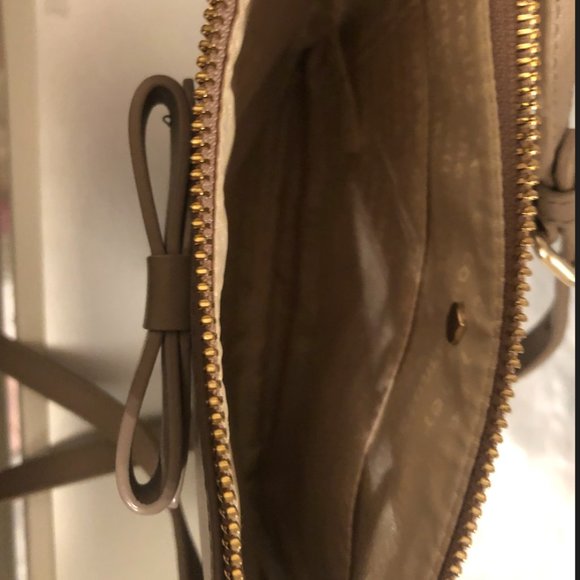 Kate Spade Purse - Picture 4 of 5